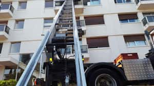 Izi Monte-Meuble - Location Monte Meubles en France